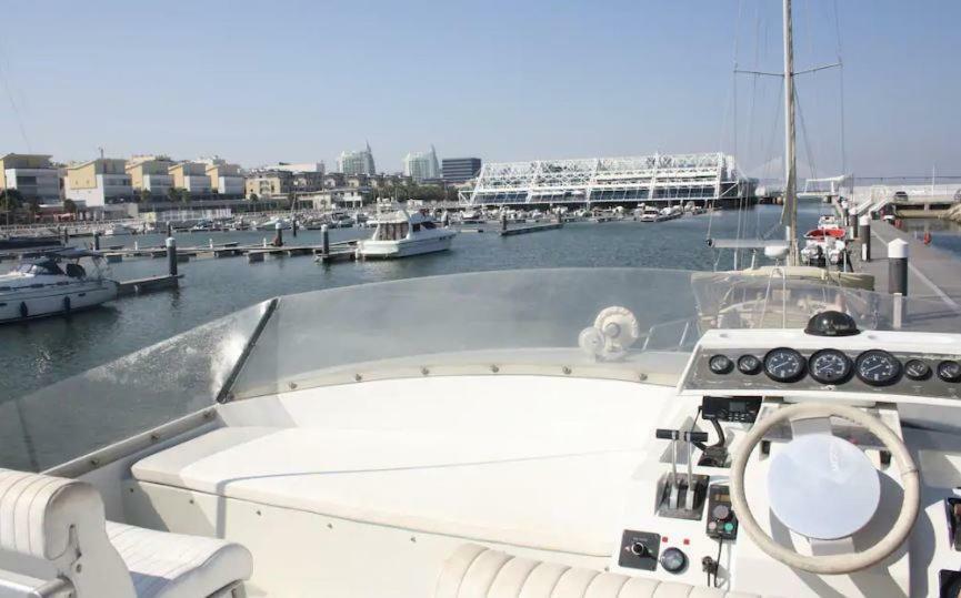 Hotel Beautiful And Magnific Yacht Lisboa Exterior foto