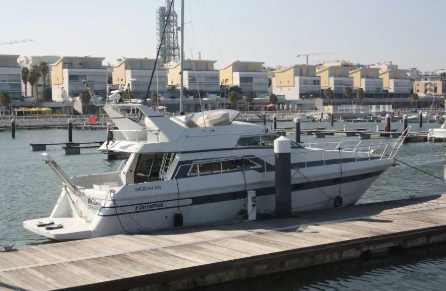 Hotel Beautiful And Magnific Yacht Lisboa Exterior foto